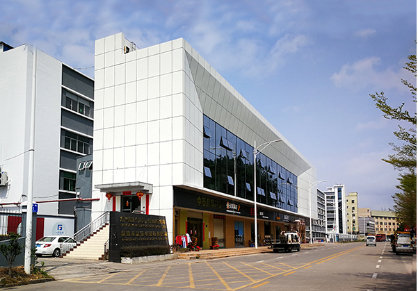 蕲春住宅公寓幕墙修缮