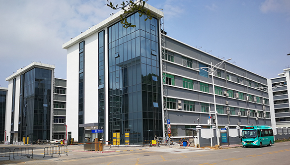 蕲春智慧园区幕墙维修